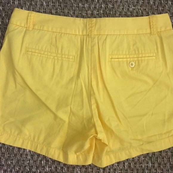 J. Crew Yellow Chino Shorts Size 6 - Picture 2 of 2
